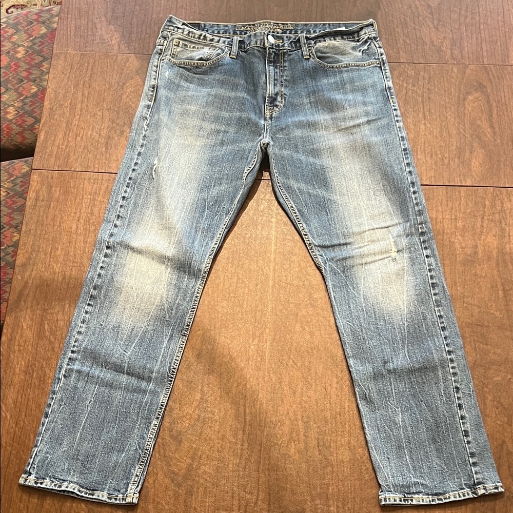 American Eagle Relaxed Straight Core Flex Men's Blue Jeans 36x32
